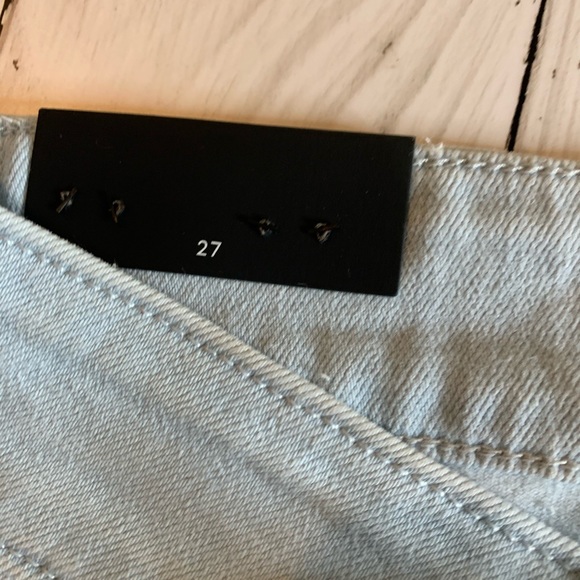 HOST PICK 🎉JBRAND NWT LOVESTORY FLARE JEANS 27👖 - Picture 6 of 13